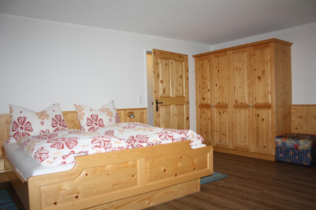 Ferienwohnung Haus Bachmann Assling Zimmer foto