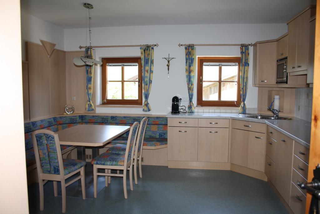 Ferienwohnung Haus Bachmann Assling Zimmer foto